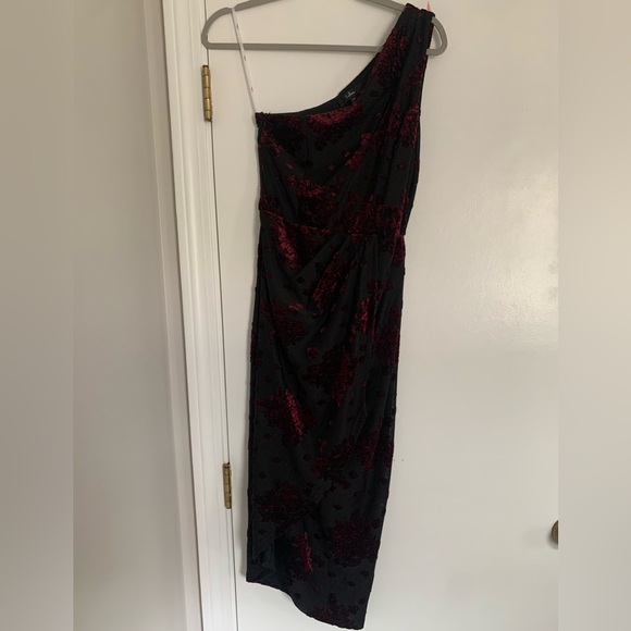 Lulu's Black Dress with Red Floral Accents - Picture 2 of 8